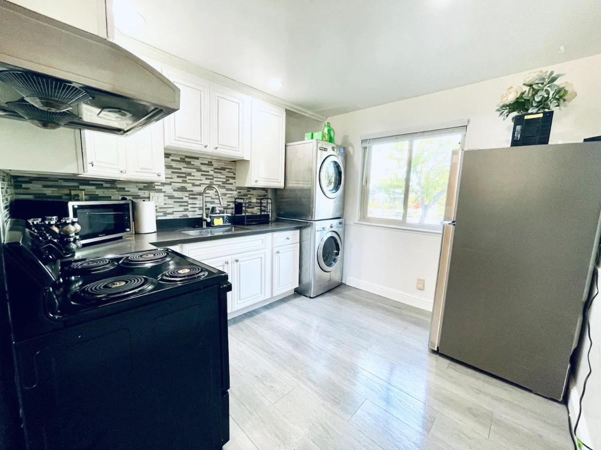 2br With Brand New Super Quite Ac, Washer, Dryer, Free Ev Station, Free Parking In Cupertino Apartment