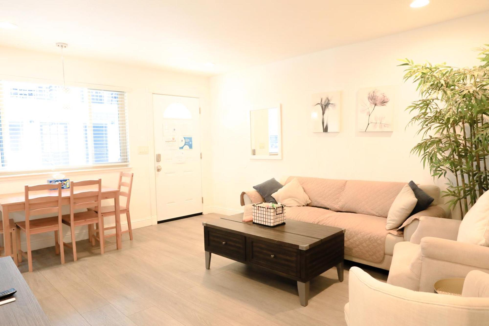 2br With Brand New Super Quite Ac, Washer, Dryer, Free Ev Station, Free Parking In Cupertino Apartment *