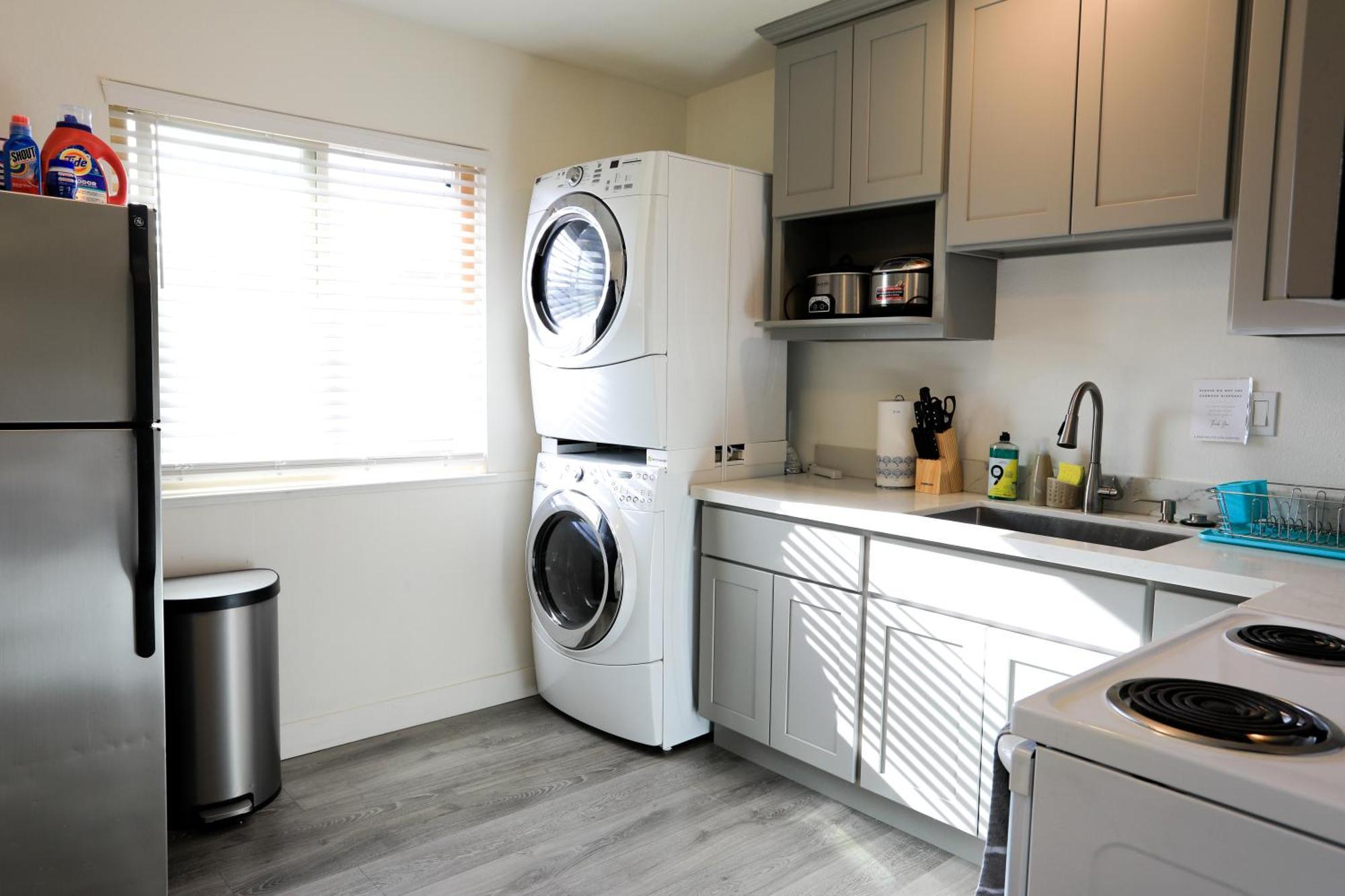 2br With Brand New Super Quite Ac, Washer, Dryer, Free Ev Station, Free Parking In Cupertino Apartment Sunnyvale