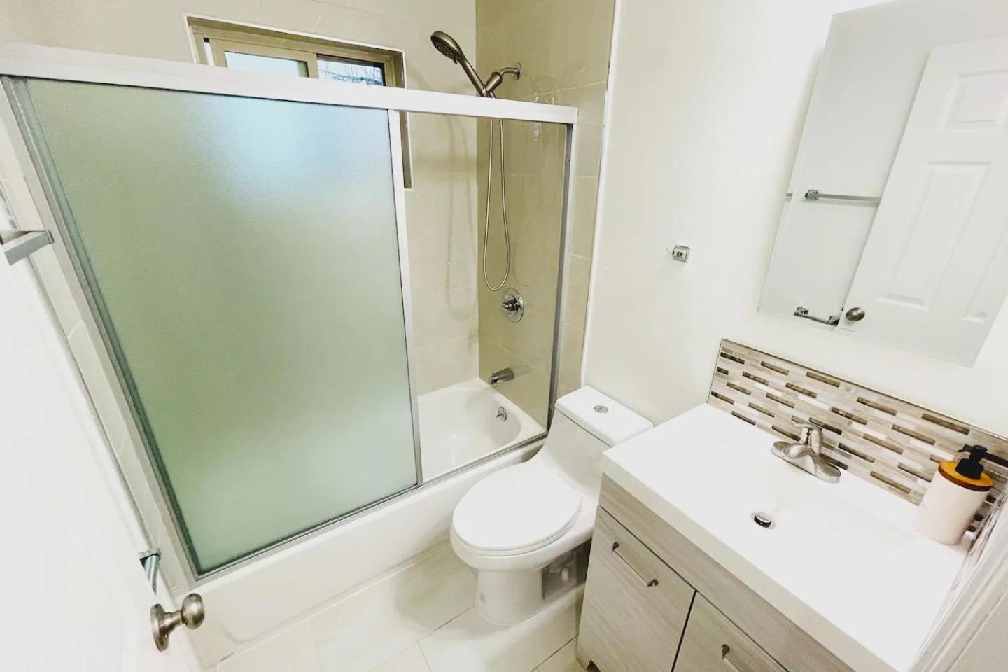2br With Brand New Super Quite Ac, Washer, Dryer, Free Ev Station, Free Parking In Cupertino * Sunnyvale